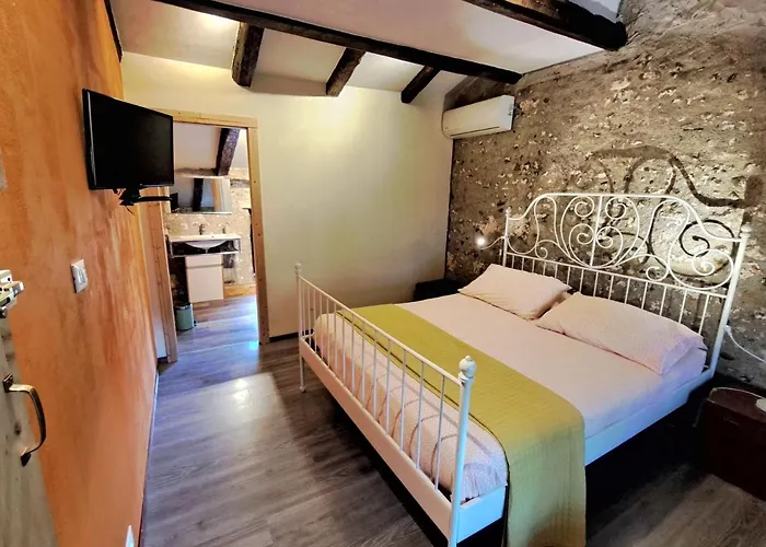 500' Εξοχικό σπίτι